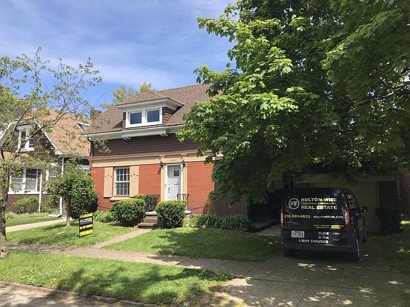 3rd image of 4601 Bridgeview Ave