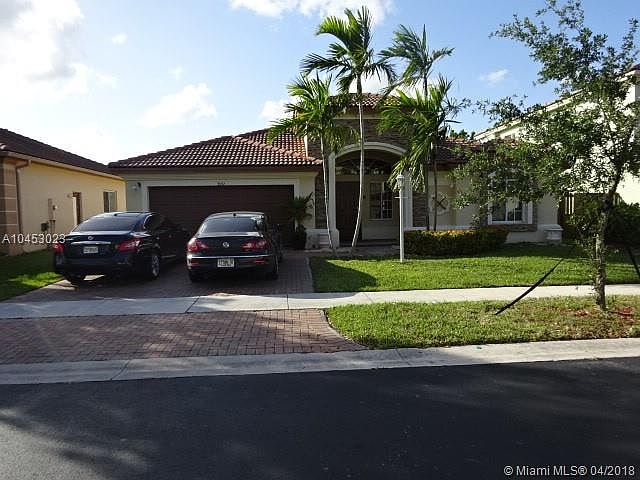 1st image of 3551 NE 11th Dr