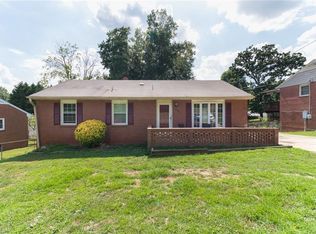 1327 Collins Dr, Burlington, NC 27215