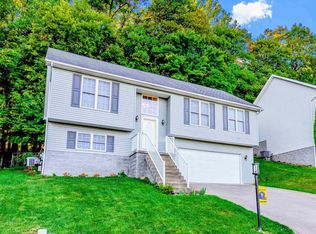 436 December Ln, Morgantown, WV 26508