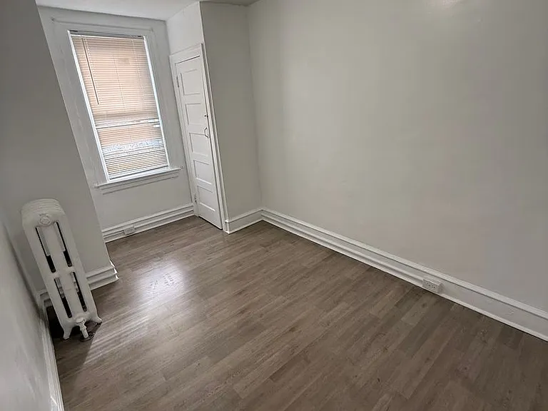 6754 Linmore Ave — Photo 8