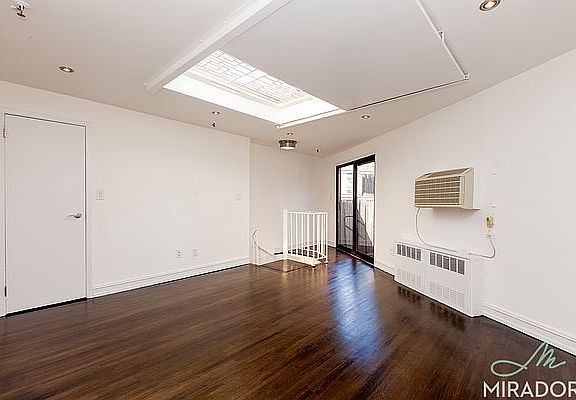 4th image of 127 4th Ave Ph G