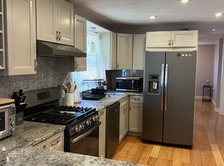 22 Cleveland Ave FLOOR 2, Everett, MA 02149