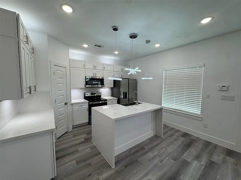 4604 Bricker St #A — Photo 5