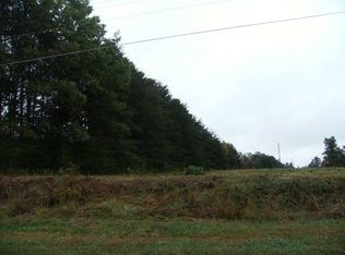 905 Comer Rd, Stoneville, NC 27048