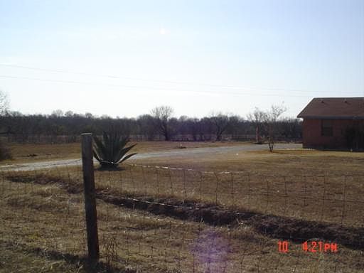2nd image of 13030 Tomlyn