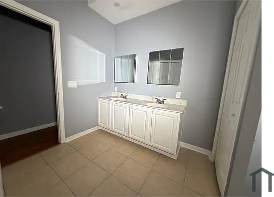 3 bed, $1,900 — Photo 4