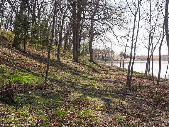 5th image of 397516 W 2700th Rd