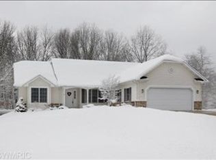 8887 Hathaway Rd, Kalamazoo, MI 49009