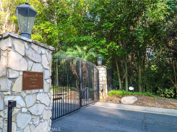 9455 Friendly Woods Ln, Whittier, CA 90605