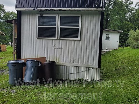 2nd image of 155 Crawford Ln