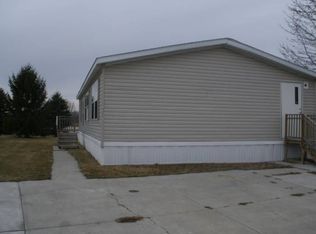 122 Vevay Dr S, Mason, MI 48854