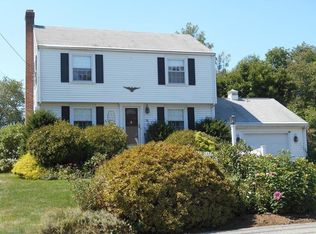 14 North Ave, Mendon, MA 01756