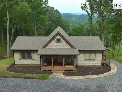 337 Autumn Leaf Way, Crumpler, NC, 28617