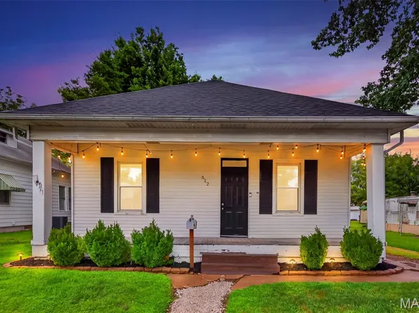 512 S Main St, Dupo, IL 62239