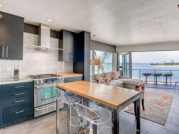 3rd image of 3338 Bayside Walk Unit D
