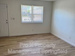 615 E Bain St, Ozark, MO 65721