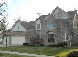 21385 Oakhurst Ln, Strongsville, OH 44149