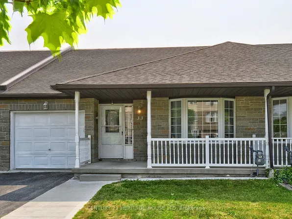 33 Bankside Dr, Kitchener, ON N2N 3L3