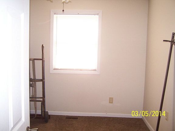 5th image of 5405 Pyle St