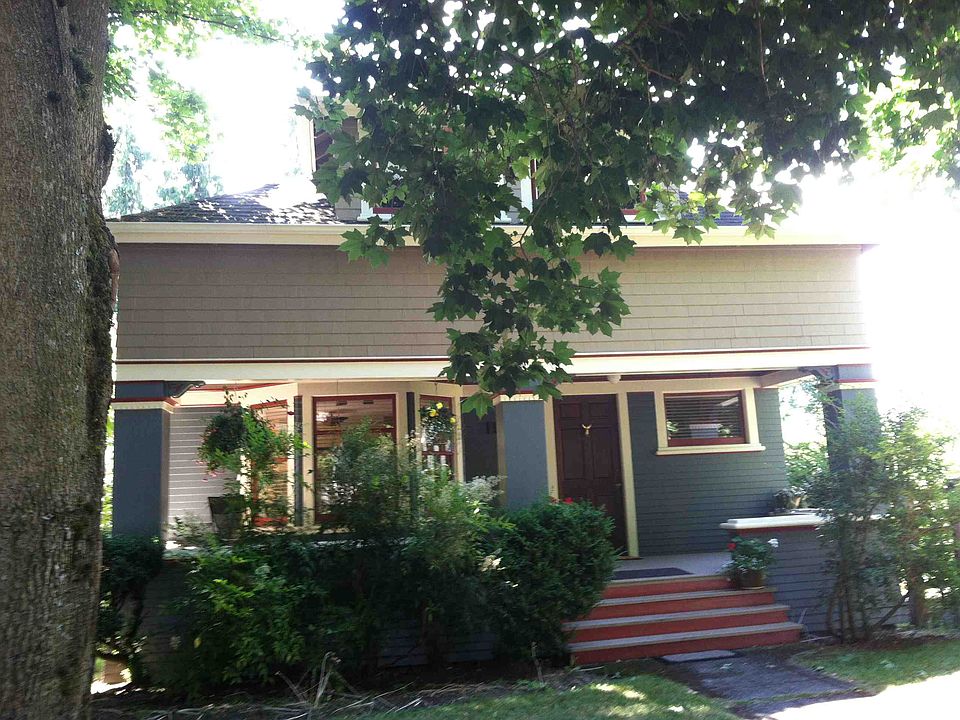 2nd image of 1517 NE 63rd St
