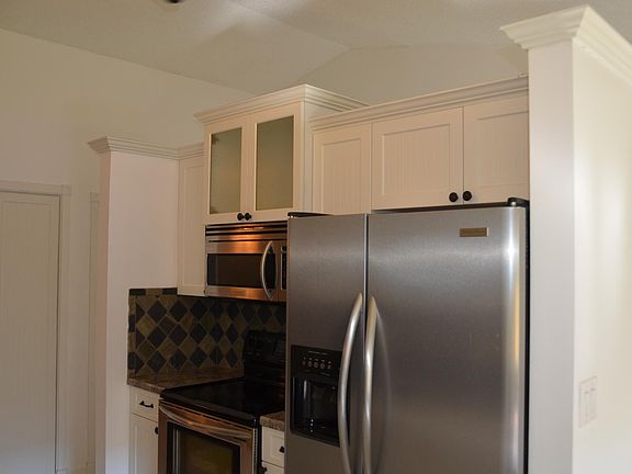 5th image of 4240 Palm Forest Dr N