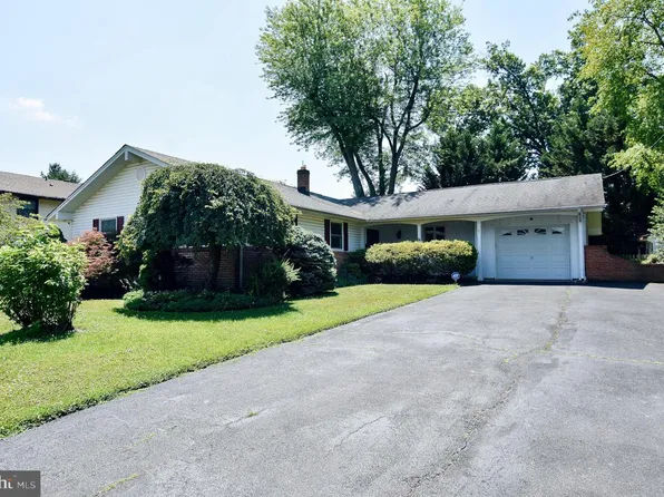 1107 Haral Pl, Cherry Hill, NJ 08034