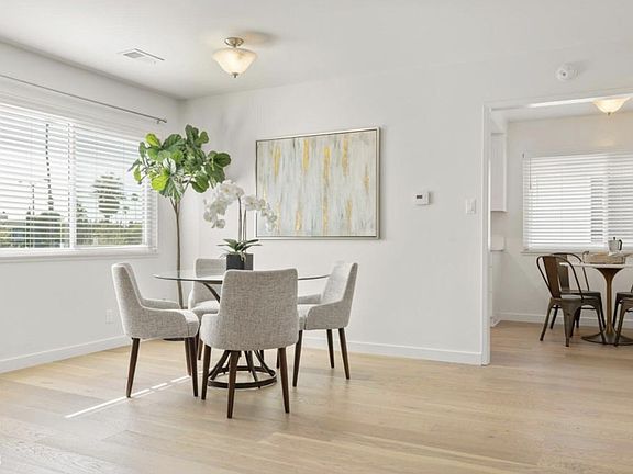 5th image of 2767 Bayshore Ave APT 2767