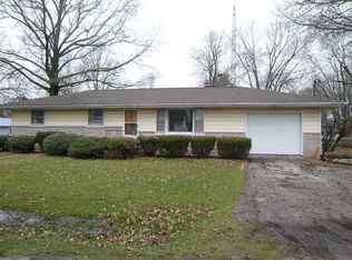 320 S Franklin St #585, Kansas, IL 61933
