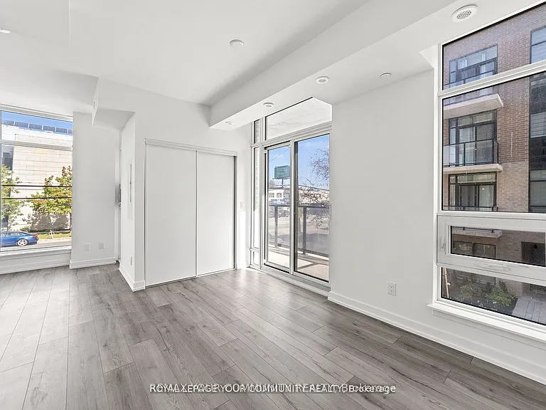851 Sheppard Ave W #11 — Photo 17