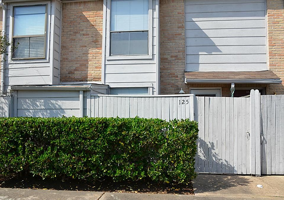 1st image of 2110 Wilcrest Dr #125