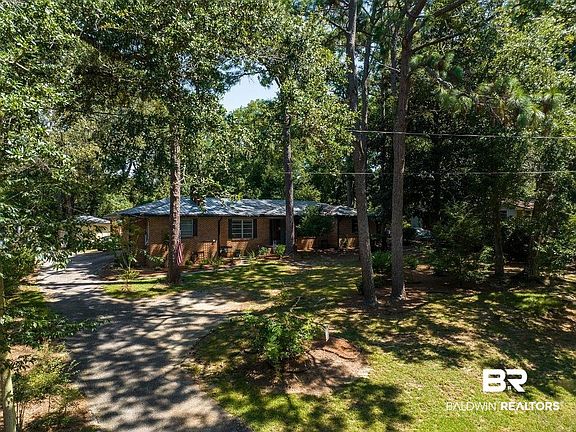 3rd image of 509 Magnolia Ave