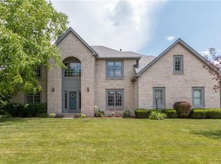 5791 Coopers Hawk Dr, Carmel, IN 46033