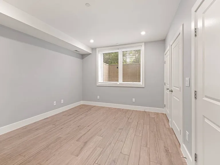 1609 Holbrook St NE #2 — Photo 3