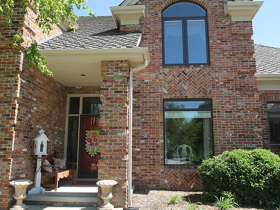 2nd image of 1711 N 129th Avenue Cir
