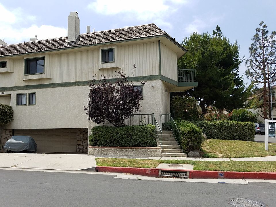 1st image of 18200 Kingsdale Ave