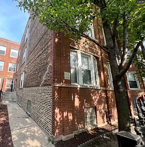1st image of 2048 N California Ave APT 1F