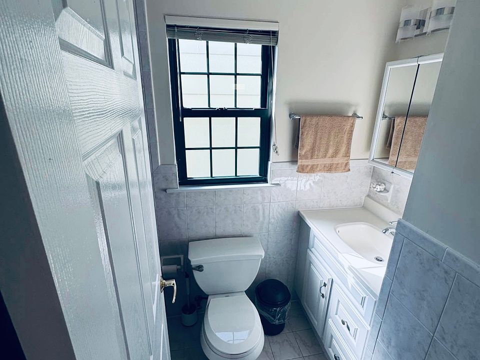 2nd image of 1-705 Hillview Ave