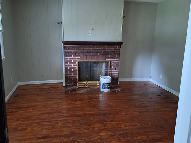 189 N Hanover Ave — Photo 15