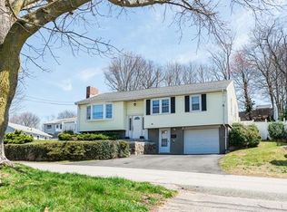 10 County Rd, Quincy, MA 02169