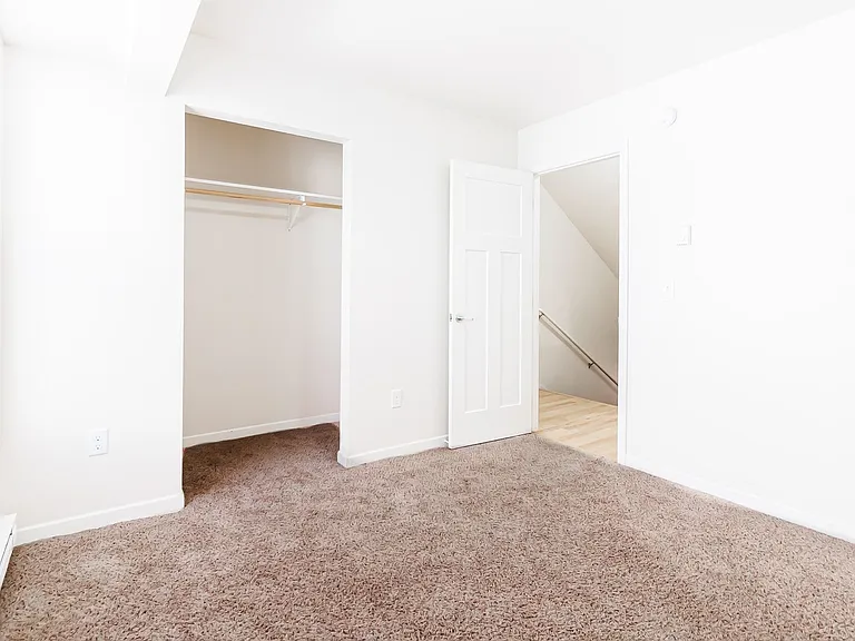 1017 & 1021 16th St N #1122 — Photo 11