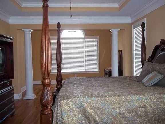 4th image of 120 Annelise Park Dr