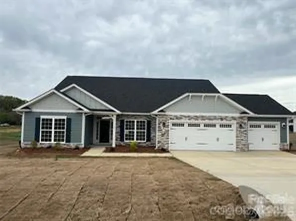 1300 Gardenia Dr #16, Mount Ulla, NC 28125