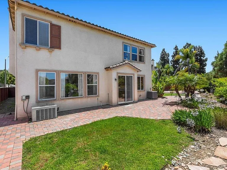 1560 Eden Ct — Photo 33