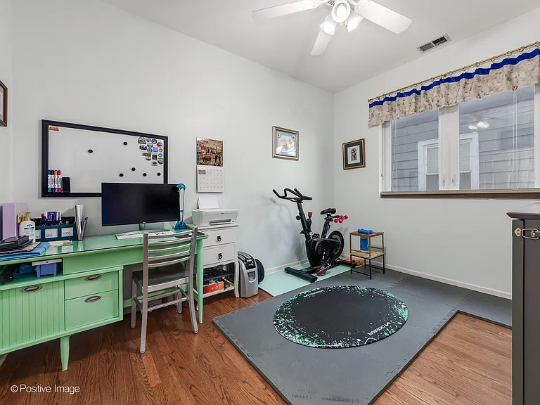 2735 N Kenmore Ave #2 — Photo 7