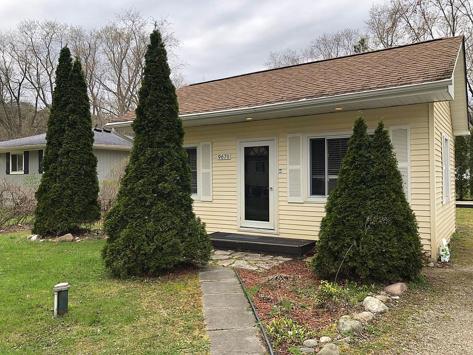 1st image of 9670 Nestoria St