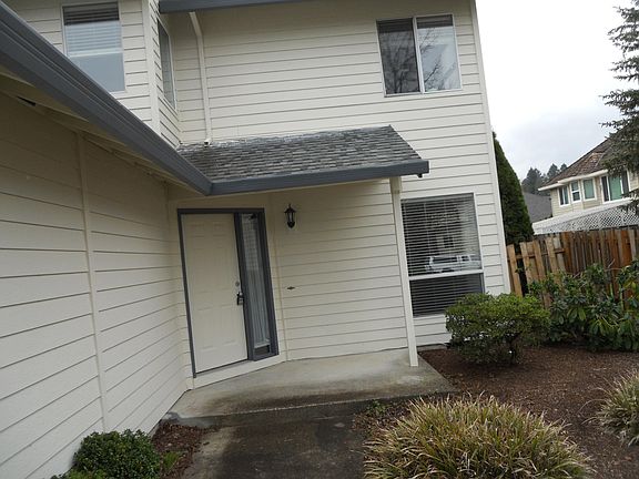 2nd image of 1833 NE Jamie Dr