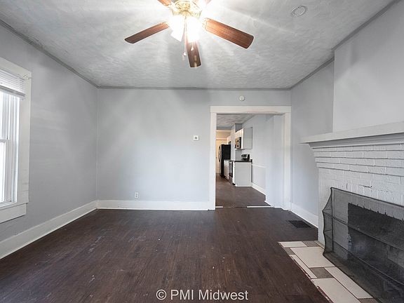 4th image of 2953 Winthrop Ave