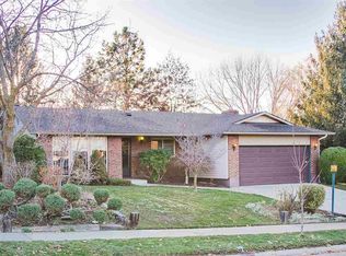 1703 E Roanoke Dr, Boise, ID 83712
