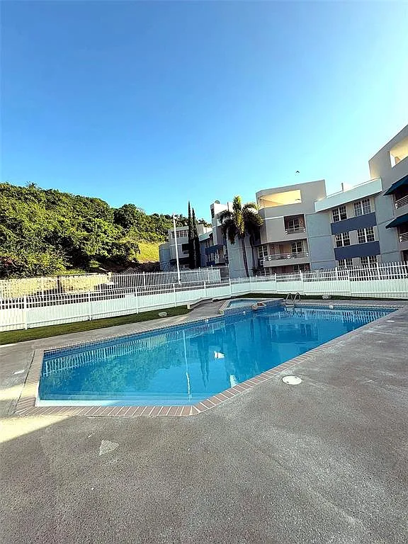 Building Photo - APT 803 Portales Del Monte Edif. B